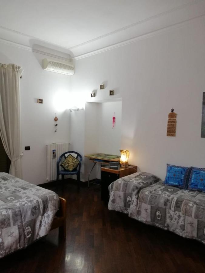 Appartement La Casa Di Tania A Napoli Extérieur photo