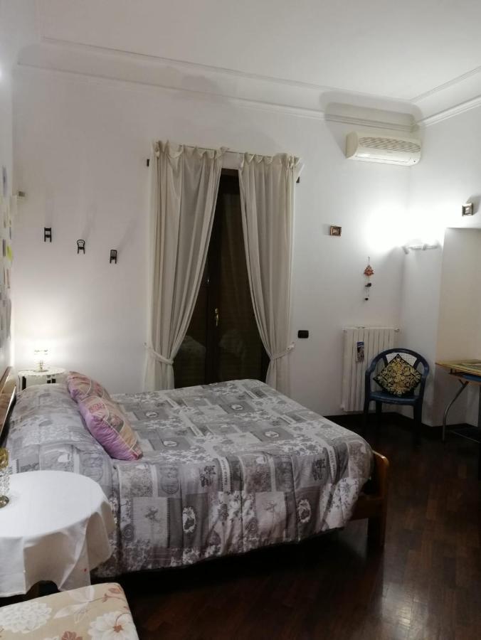 Appartement La Casa Di Tania A Napoli Extérieur photo